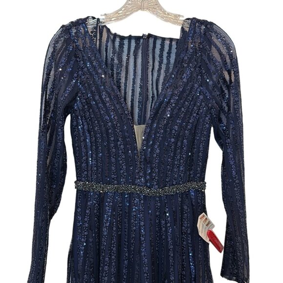 NWT Mac Duggal 11184 Plunging Striped Sequin Long Sleeve Gown in Midnight Size 2 - Picture 5 of 12